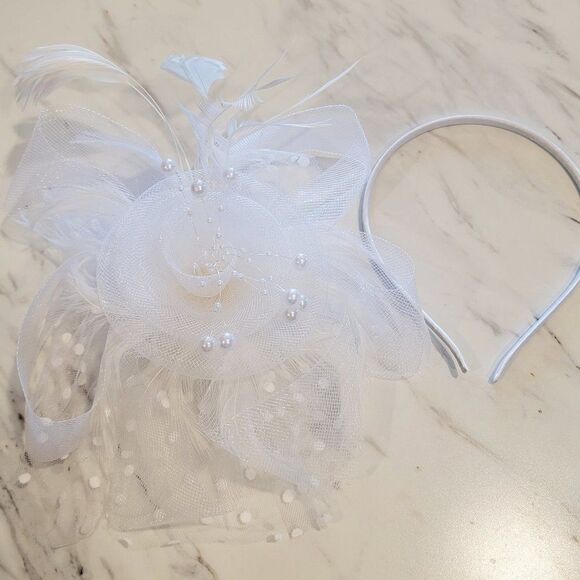 Pearl and Polka Dot Fascinator Wedding Veil With Matching Gloves For Weddings or - Picture 4 of 7